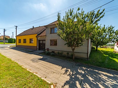Prodej  rodinného domu 154 m², pozemek 519 m² — photo 2