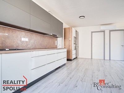 Prodej bytu 4+kk 84 m²