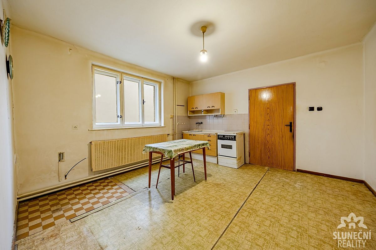 Prodej rodinného domu 130 m², pozemek 286 m² – fotografie 5