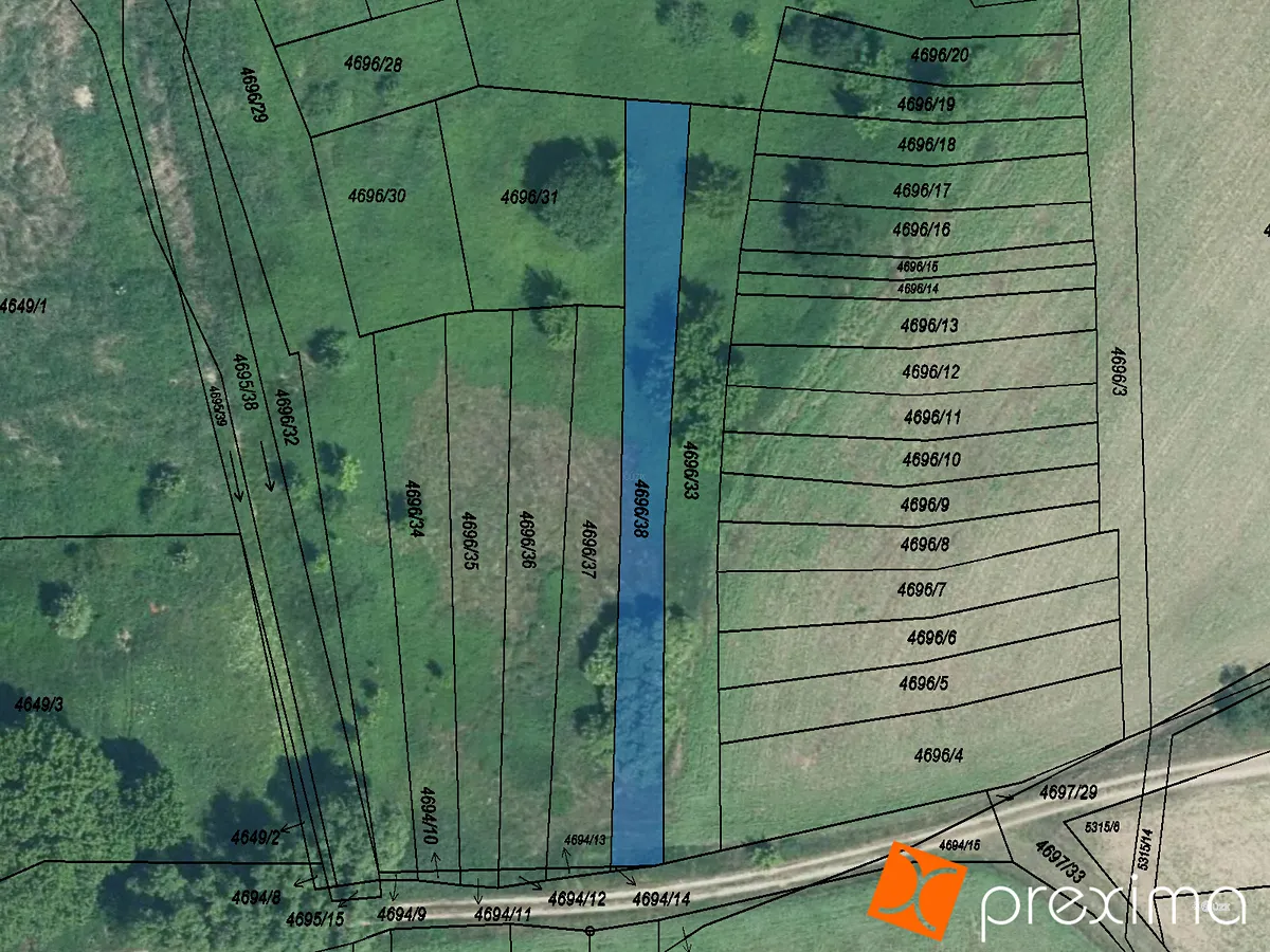 Prodej podílu 1/2 pole 280 m²