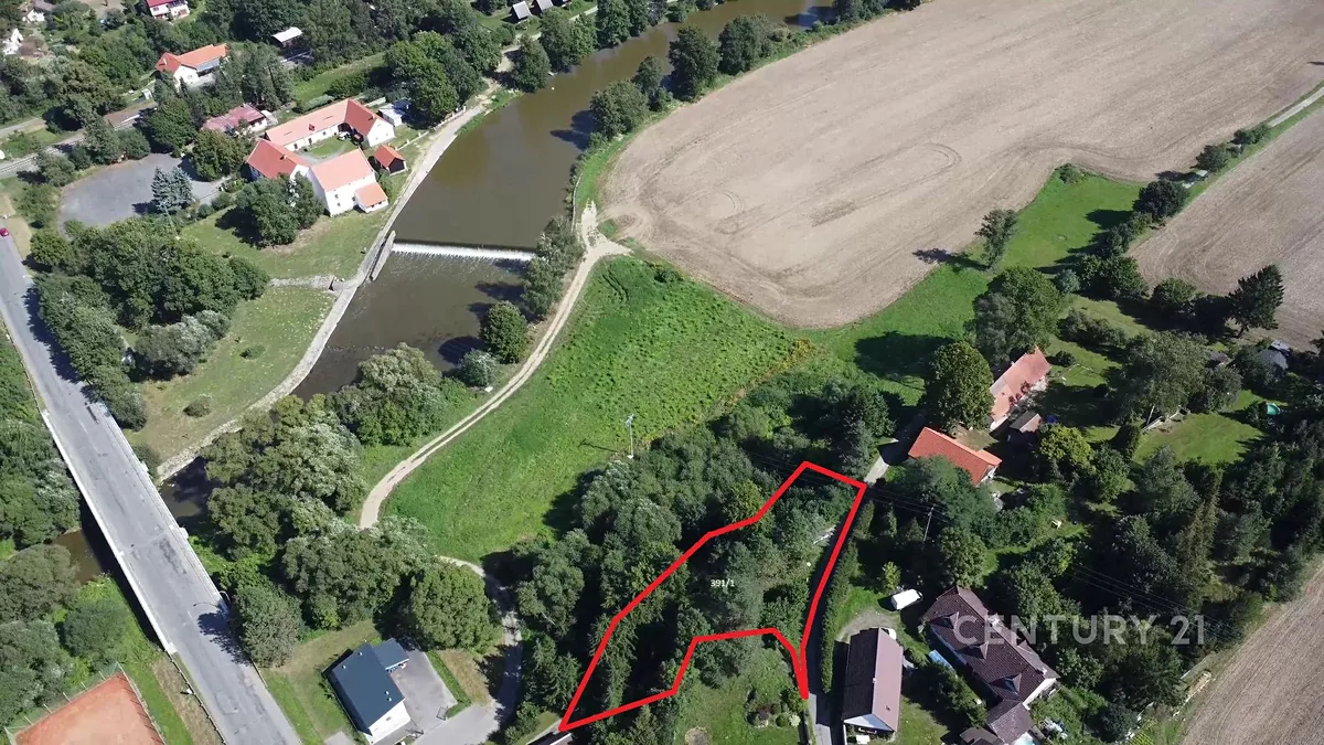 Prodej stavebního pozemku 1493 m²