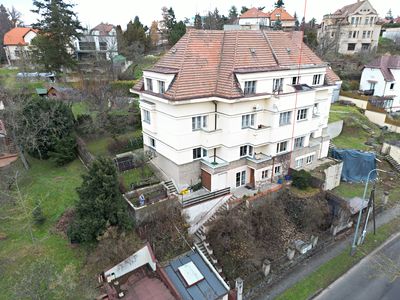 Prodej vily 280 m², pozemek 892 m²