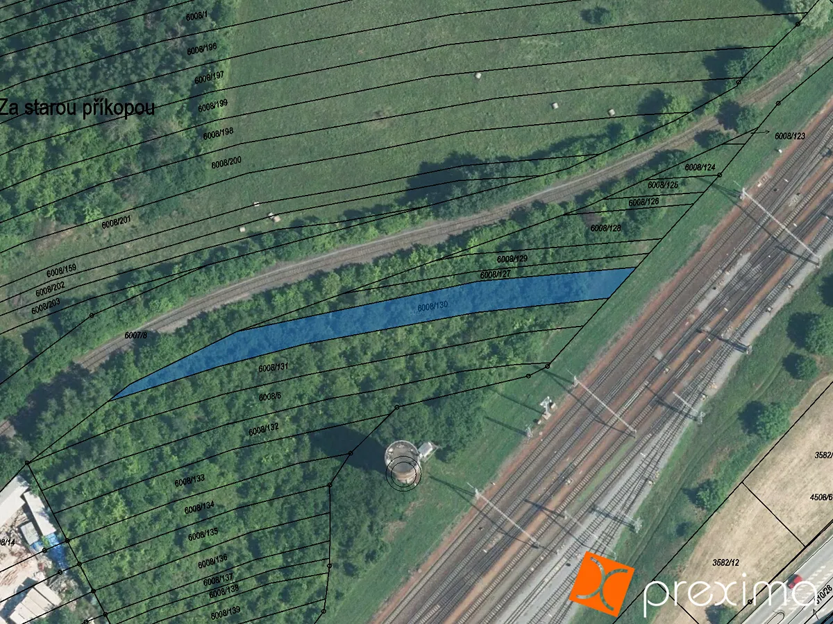 Prodej podílu 2/3 komerčního pozemku 622 m²