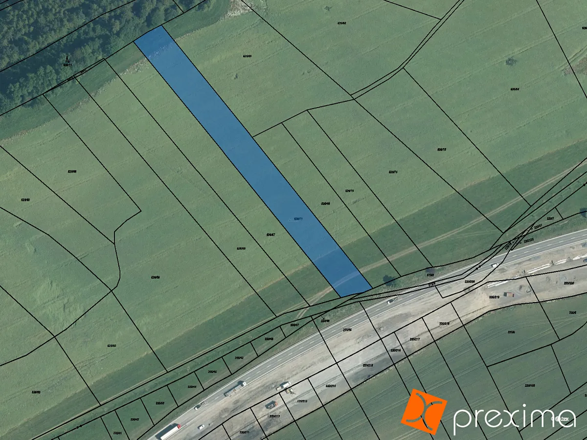 Prodej podílu 1/3 pole 1725 m²