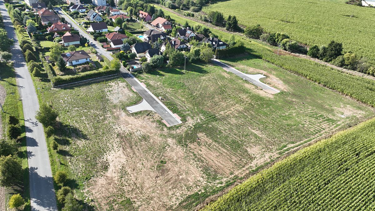 Prodej stavebního pozemku 1079 m² – fotografie 5