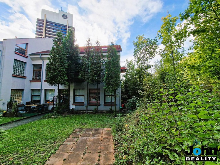 Комерційне приміщення в оренду, 130 м² (14 з 23)
