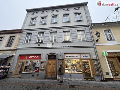 Prodej rodinného domu 377 m², pozemek 377 m²