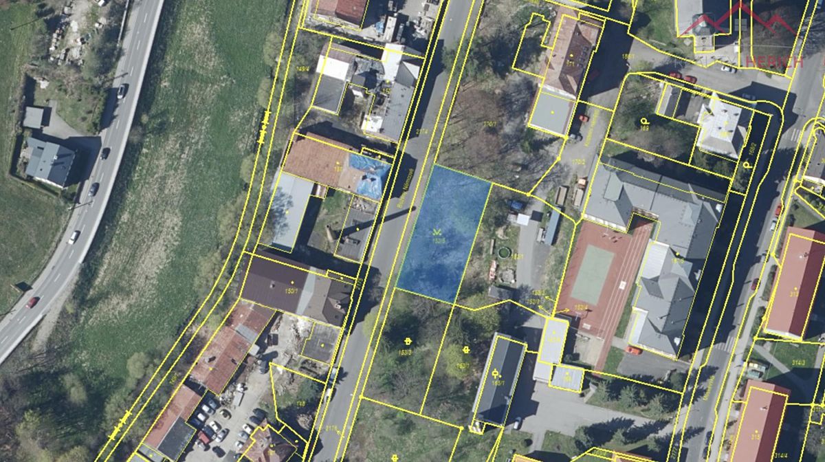 Prodej pozemku 1592 m² – fotografie 3