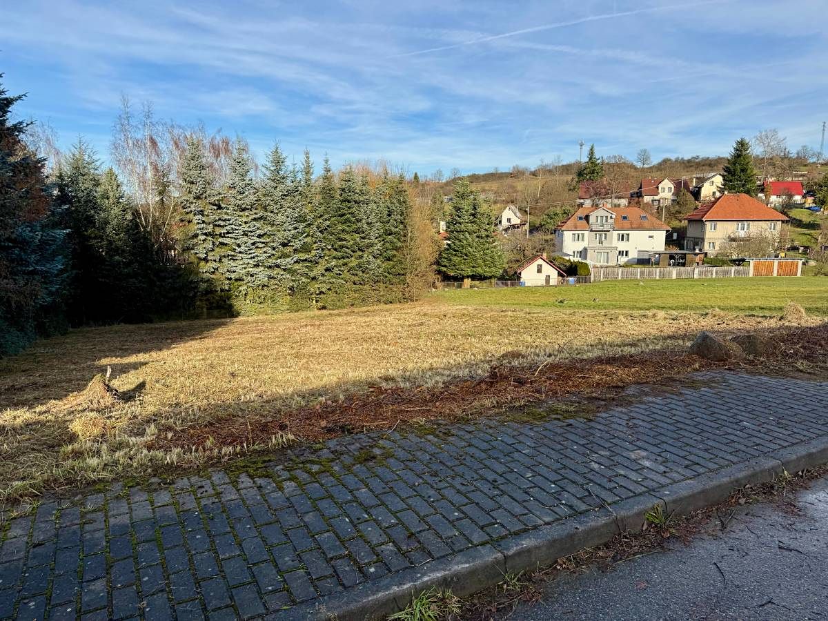 Prodej stavebního pozemku 986 m², Poříčí nad Sázavou – fotka 1 z 3