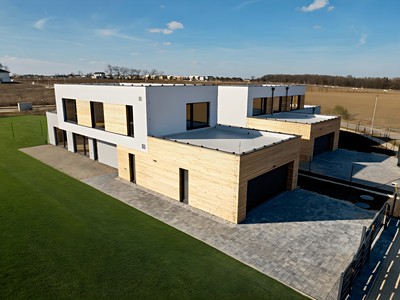 Prodej  rodinného domu 196 m², pozemek 929 m²