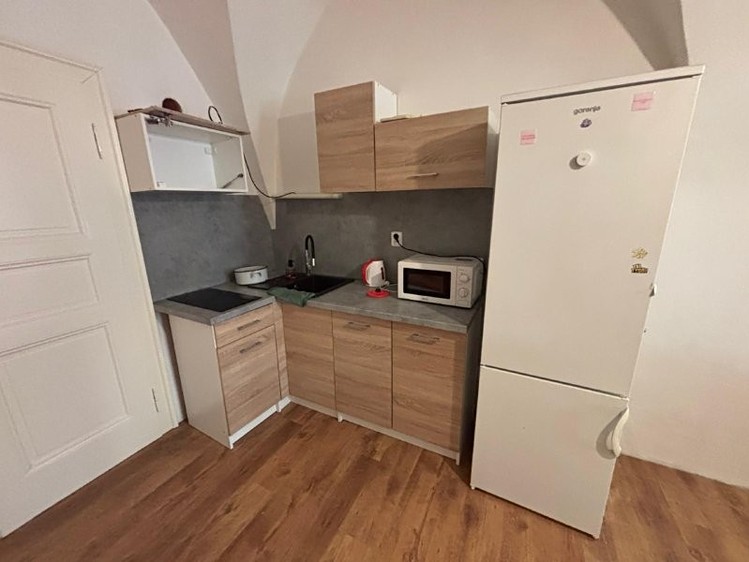 Gewerbefläche zum Kauf, 180 m² (7 von 37)