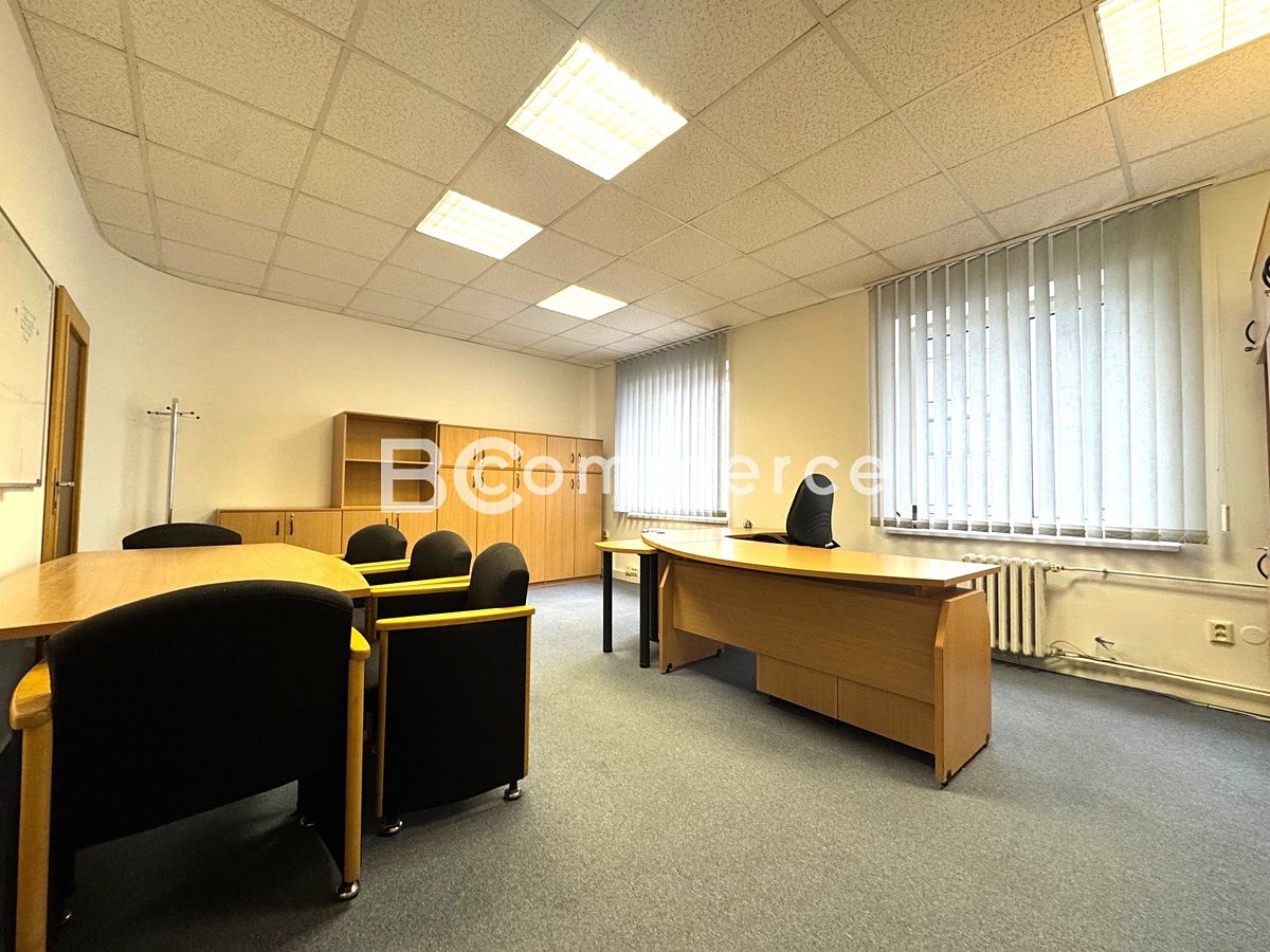 Pronájem kanceláře 42 m²