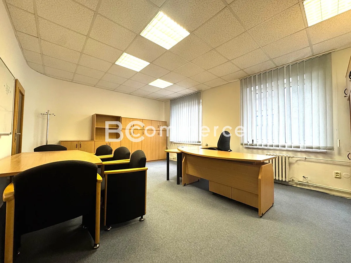 Pronájem kanceláře 42 m²
