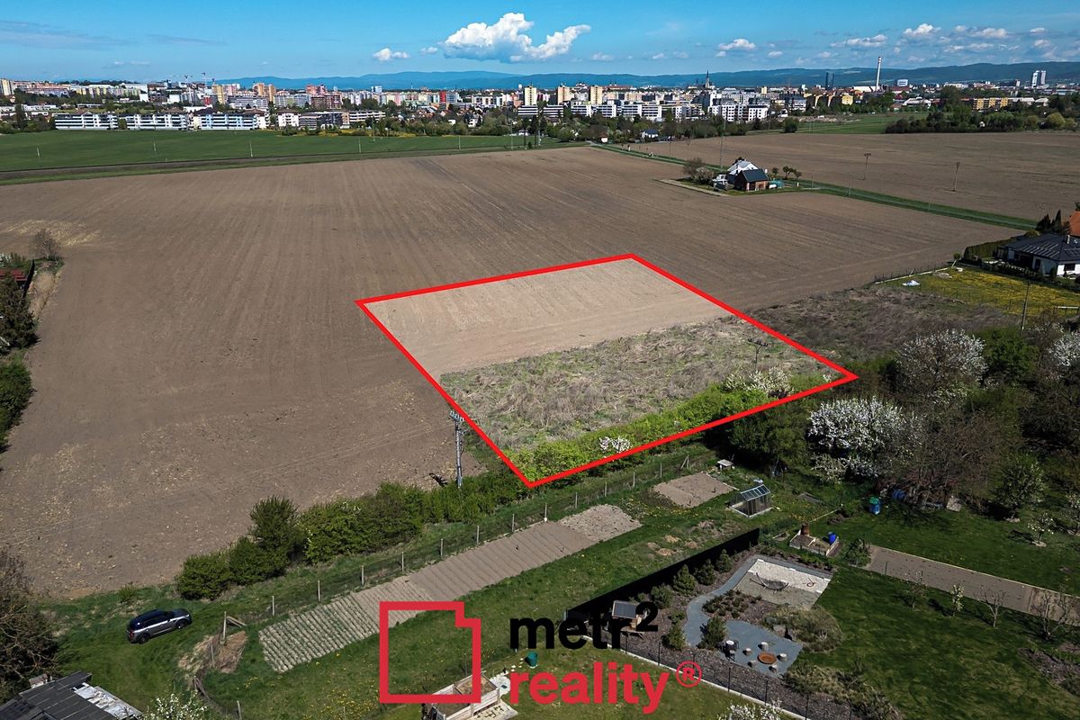 Prodej stavebního pozemku 3888 m²