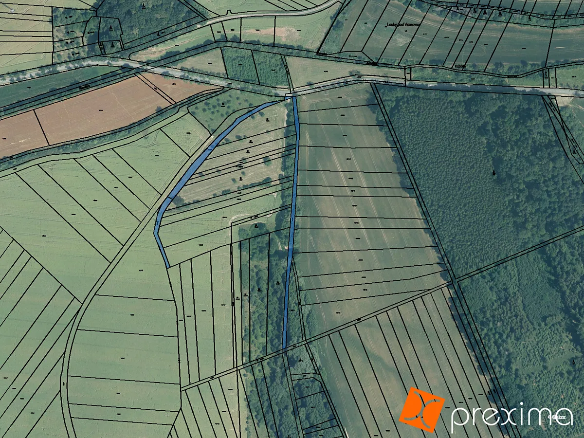 Prodej podílu 1/33 pozemku 145 m²