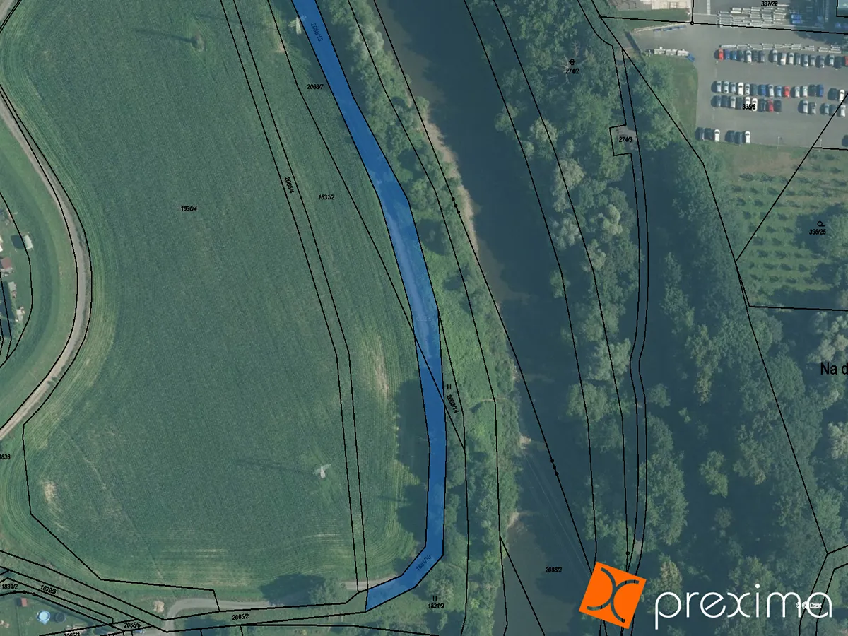 Prodej podílu 1/8 komerčního pozemku 299 m²
