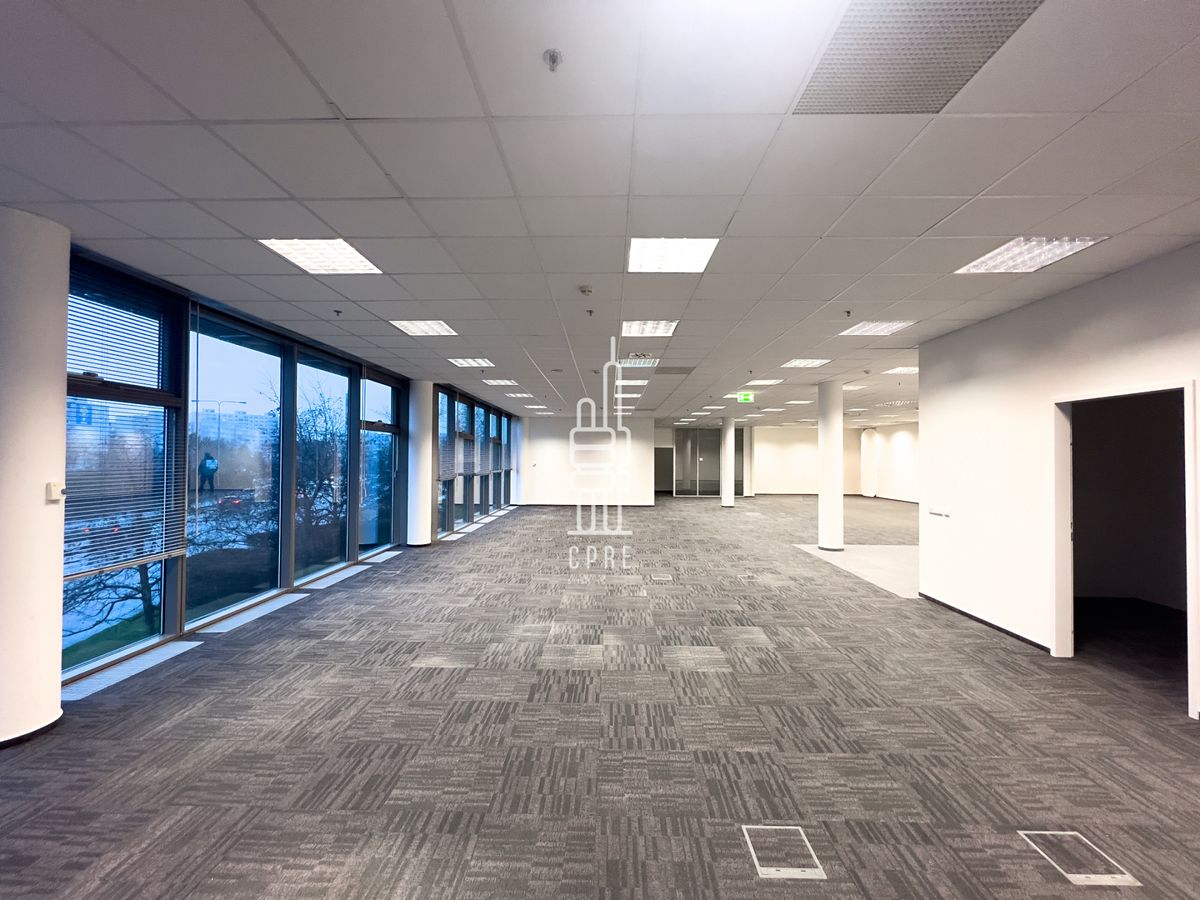 Pronájem kanceláře 525 m² – fotografie 4
