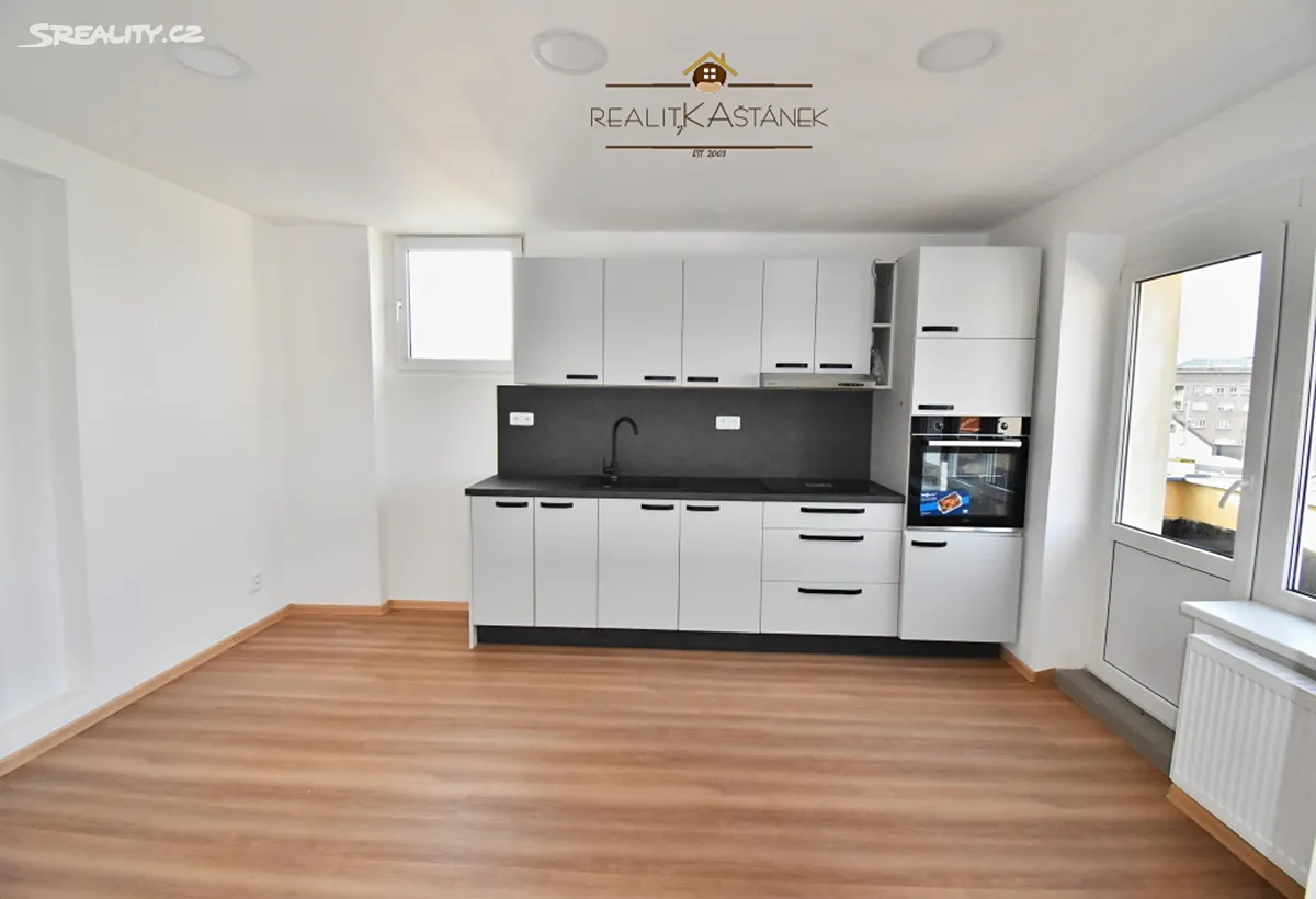 Pronájem bytu 2+1 56 m², Liberec