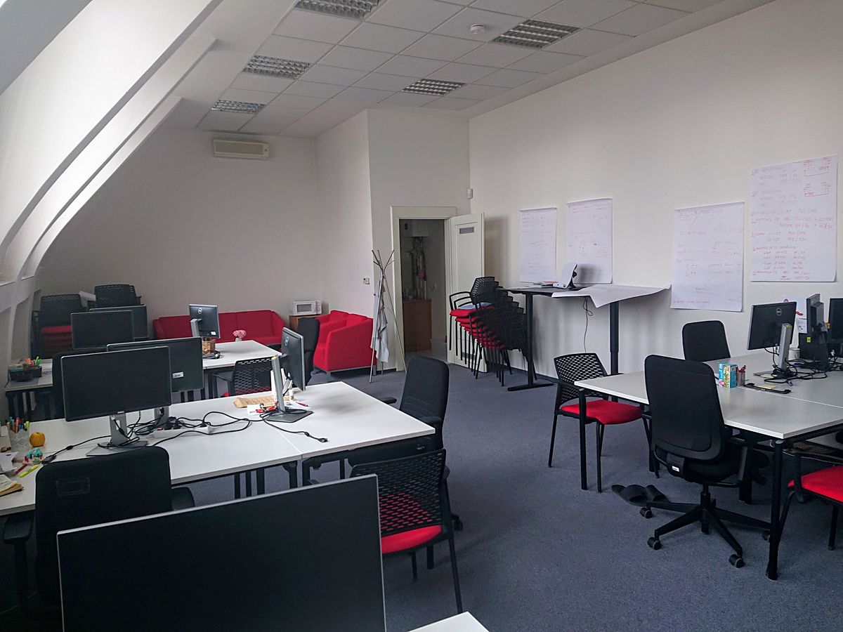 Pronájem kanceláře 66 m² – fotografie 3