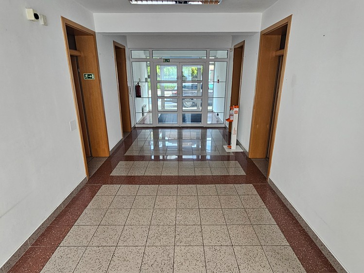 Комерційне приміщення на продаж, 630 м² (4 з 6)