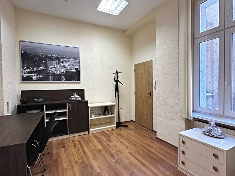 Gewerbefläche zum Kauf, 47 m² (6 von 7)