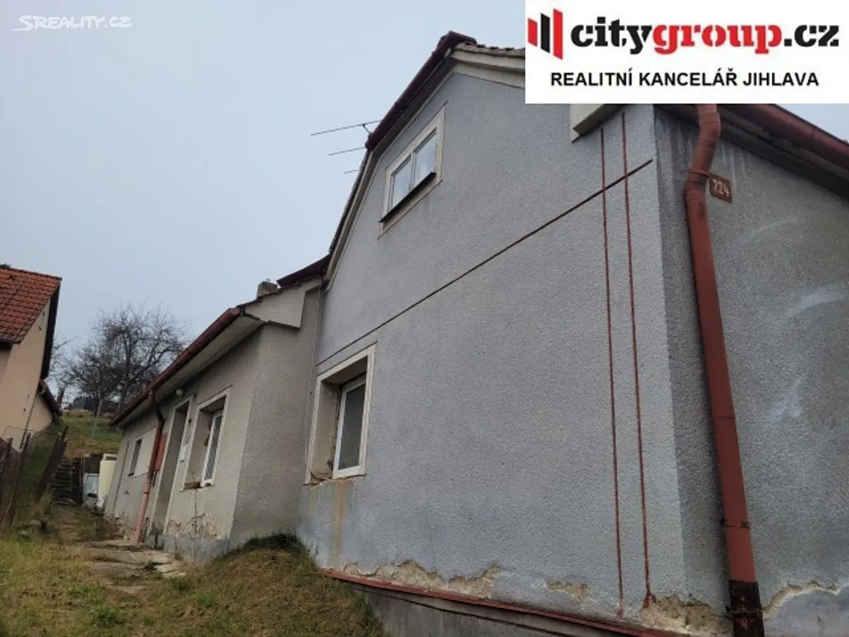 Prodej rodinného domu 170 m², pozemek 747 m² – pohled 2