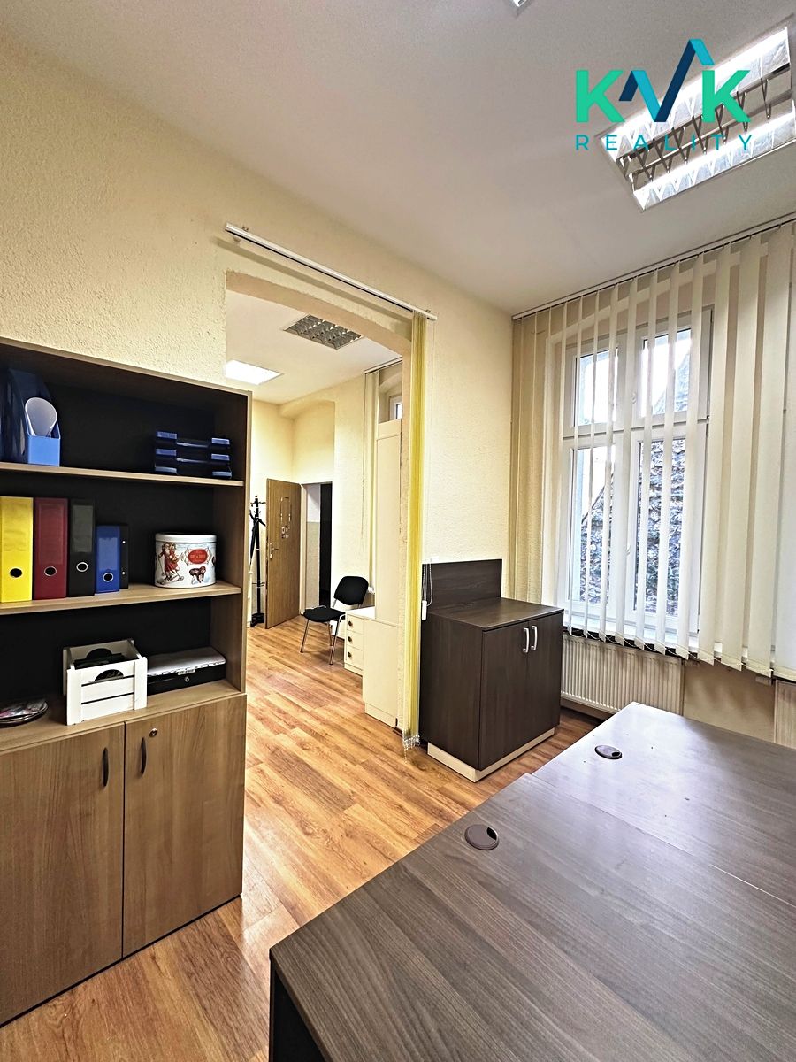 Prodej kanceláře 47 m² – fotografie 3