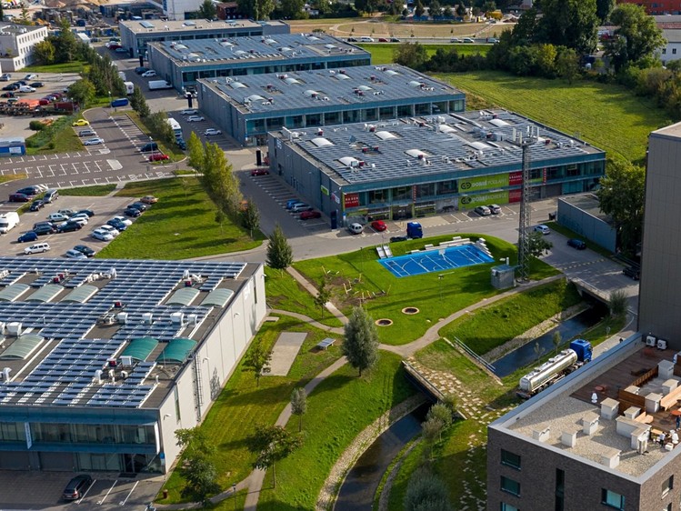 Pronájem komerčního prostoru, 557 m² (16 z 26)