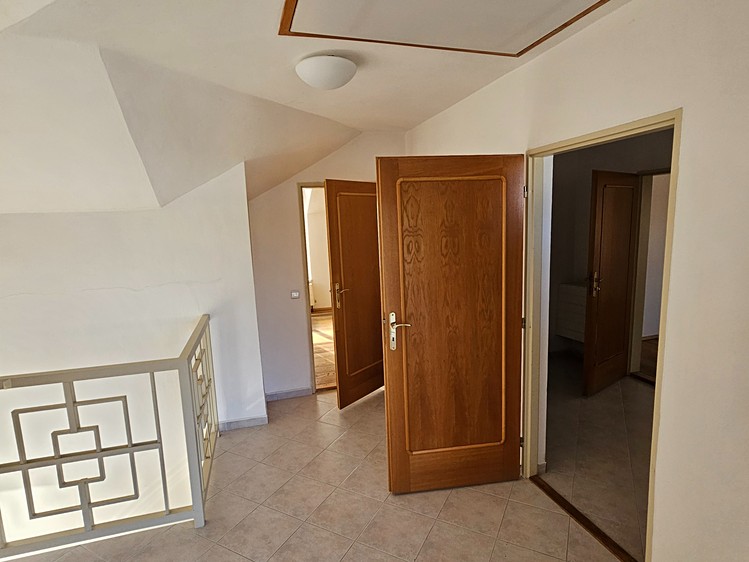 Комерційне приміщення на продаж, 403 м² (5 з 8)