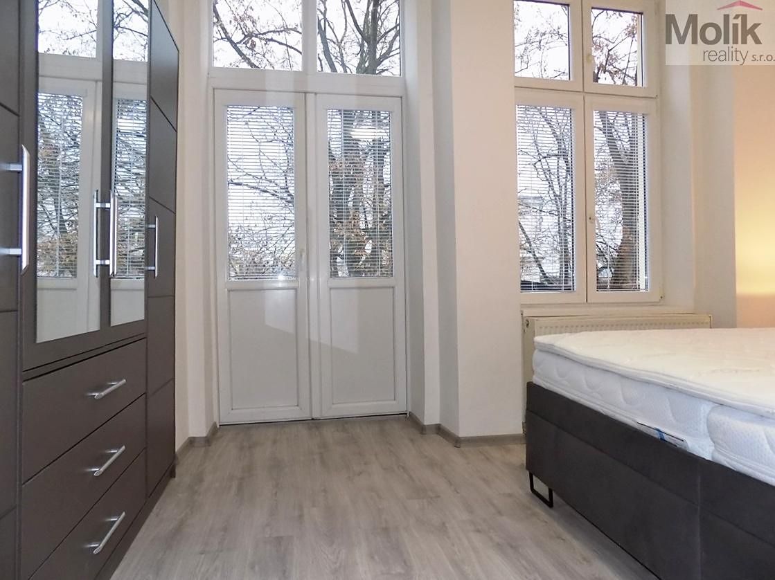 Pronájem bytu 2+1 53 m² – fotografie 2
