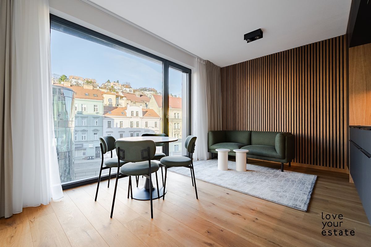 Pronájem bytu 2+kk 40 m²