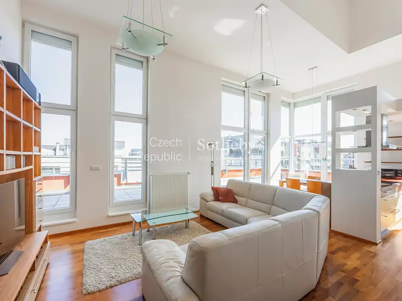 Prodej bytu 4+kk 121 m², Praha – náhled fotky 3