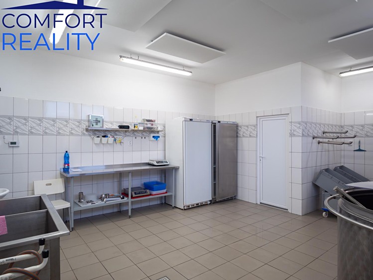 Prodej komerčního prostoru, 220 m² (5 z 23)