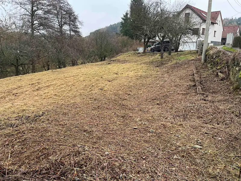 Prodej stavebního pozemku 700 m², Chrást – náhled fotky 3