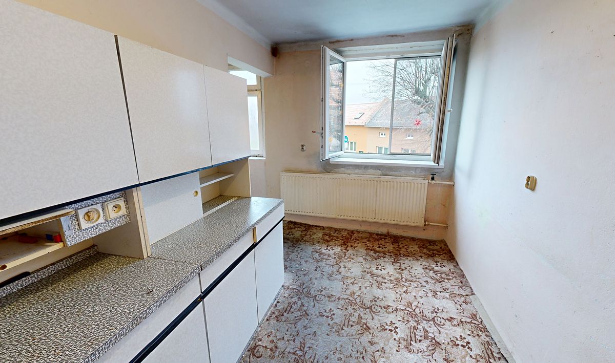 Prodej rodinného domu 167 m², pozemek 342 m² – fotografie 5