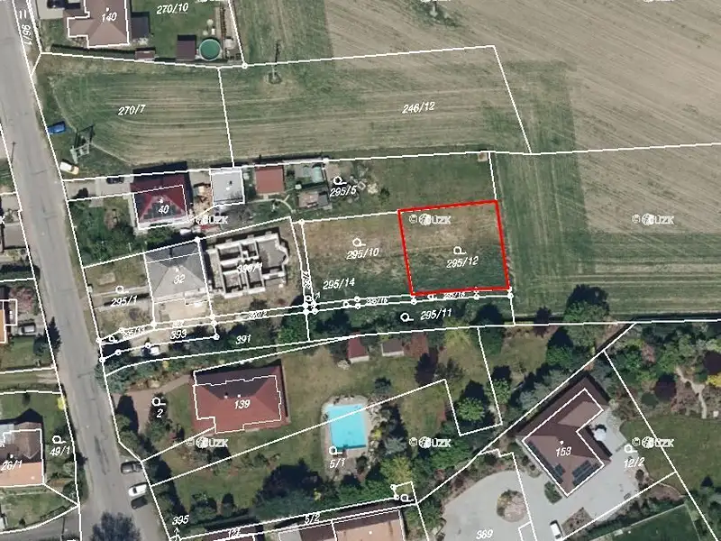 Prodej stavebního pozemku 404 m², Pardubice – náhled fotky 1
