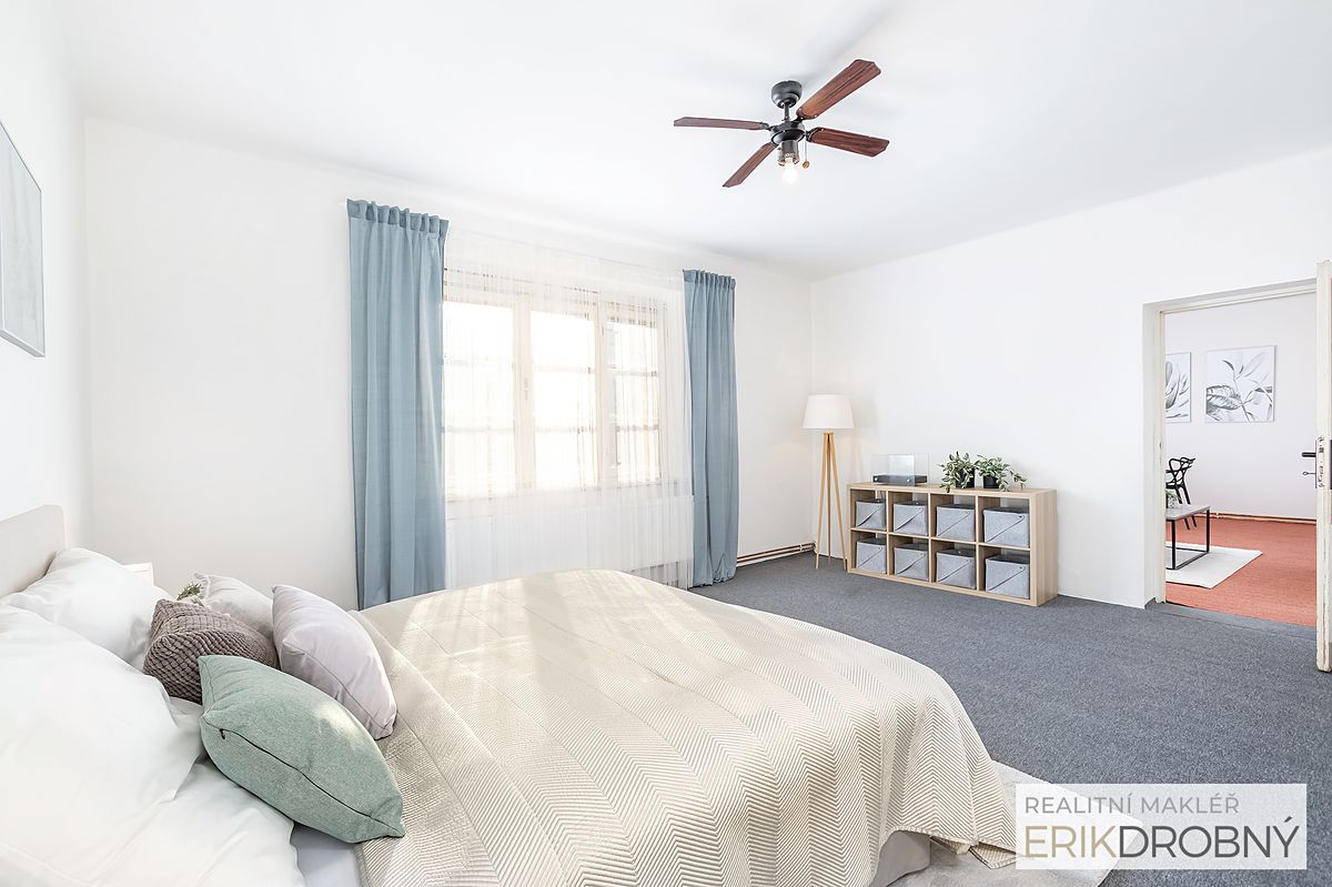 Prodej rodinného domu 174 m², pozemek 476 m² – fotografie 2