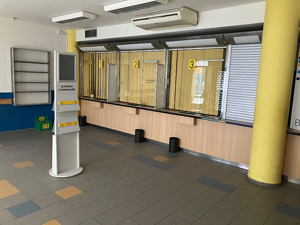 Pronájem obchodního prostoru 257 m² – fotografie 2