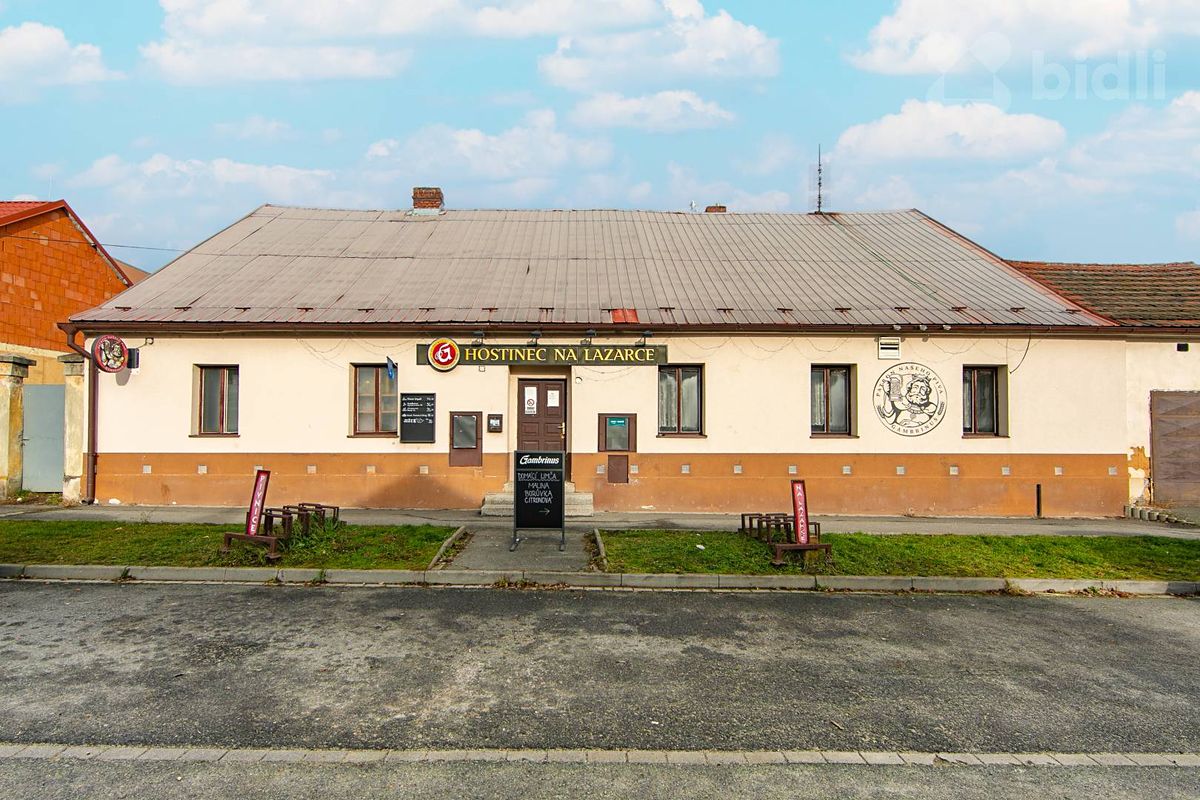 Prodej rodinného domu 180 m², pozemek 1932 m²