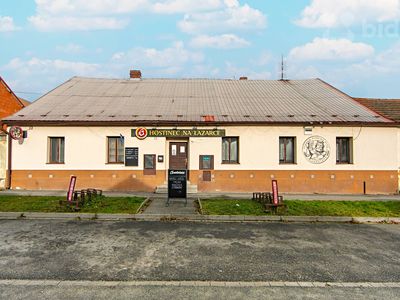 Prodej rodinného domu 180 m², pozemek 1932 m²