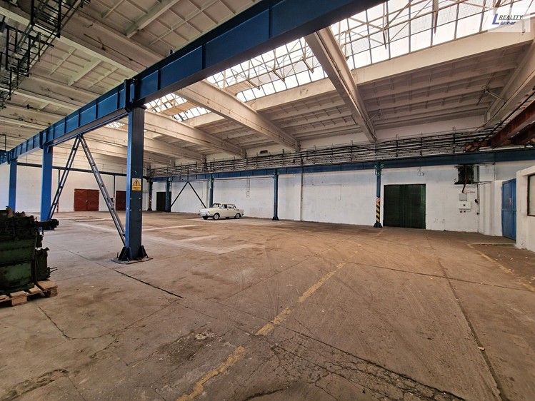Gewerbefläche zur Miete, 371 m² (2 von 10)