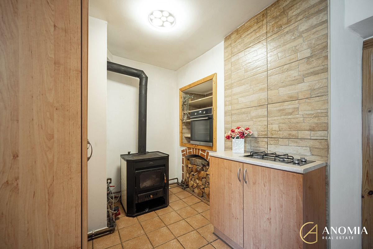 Prodej rodinného domu 98 m², pozemek 288 m² – fotografie 4