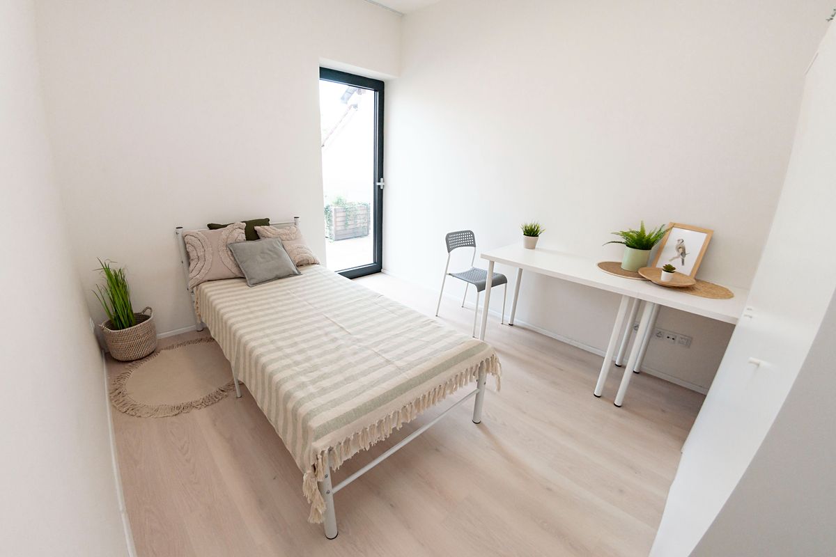 Pronájem bytu pokoje 85 m²