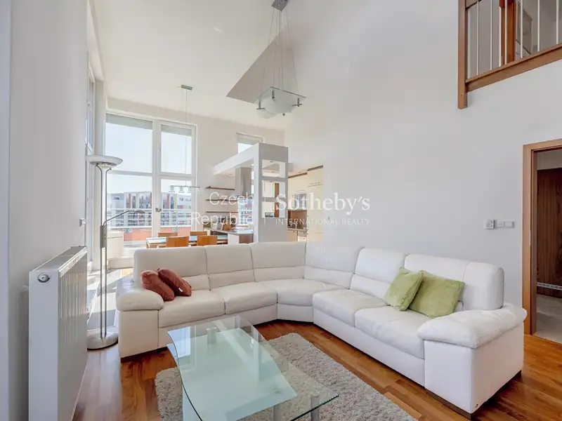 Prodej bytu 4+kk 121 m², Praha – náhled fotky 2