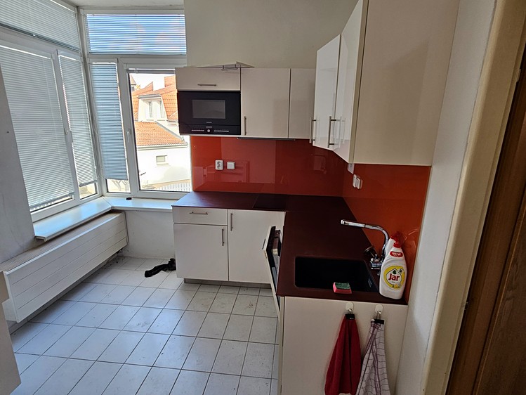 Комерційне приміщення на продаж, 403 м² (4 з 8)