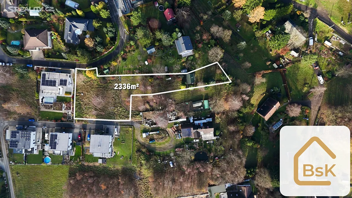 Prodej stavebního pozemku 2336 m² - Widok 2