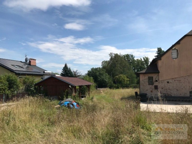 Prodej stavebního pozemku 848 m² – fotografie 4