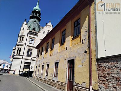 Pronájem obchodního prostoru 106 m²