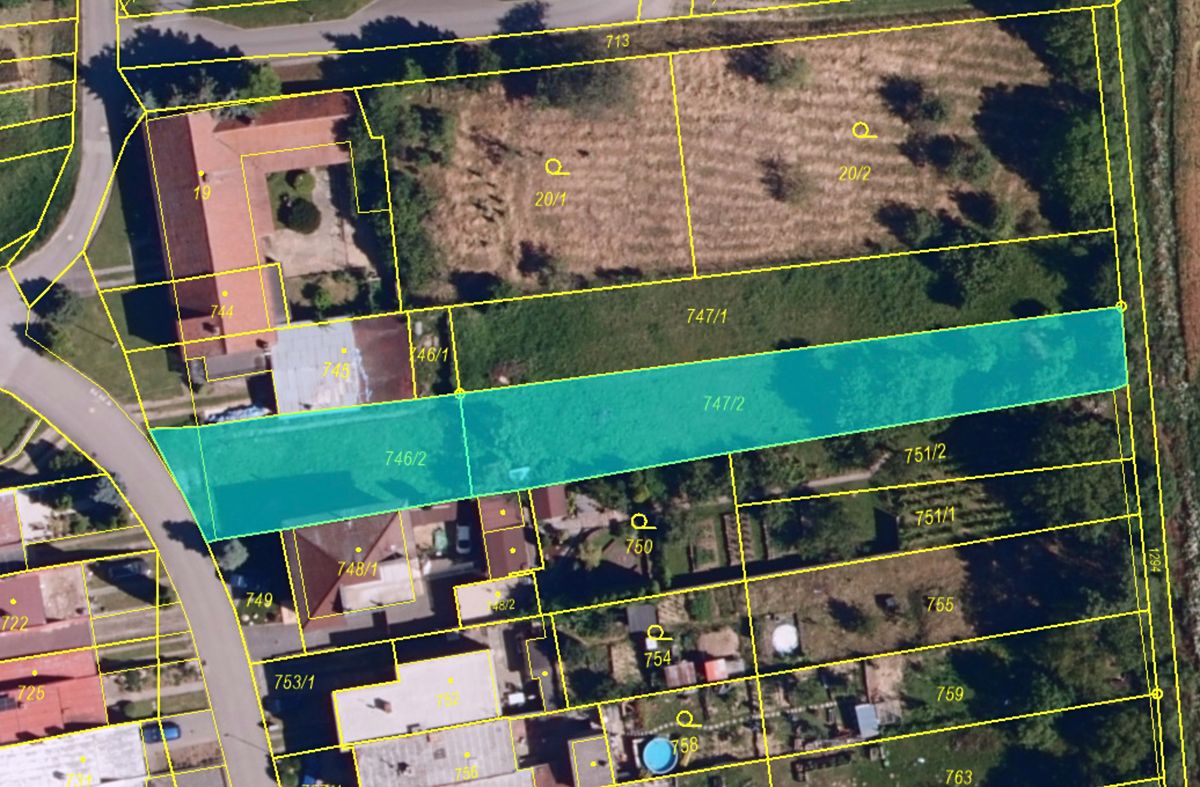 Prodej stavebního pozemku 1088 m² – fotografie 2