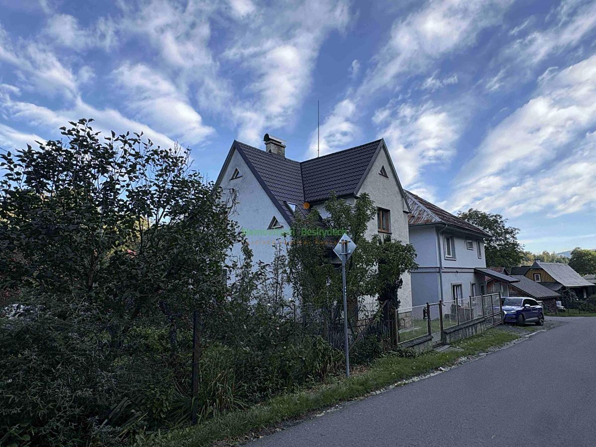 Prodej rodinného domu 120 m², pozemek 248 m² – fotografie 2